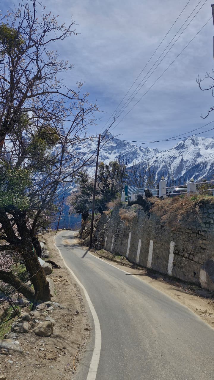 Mountain Roads & Hills